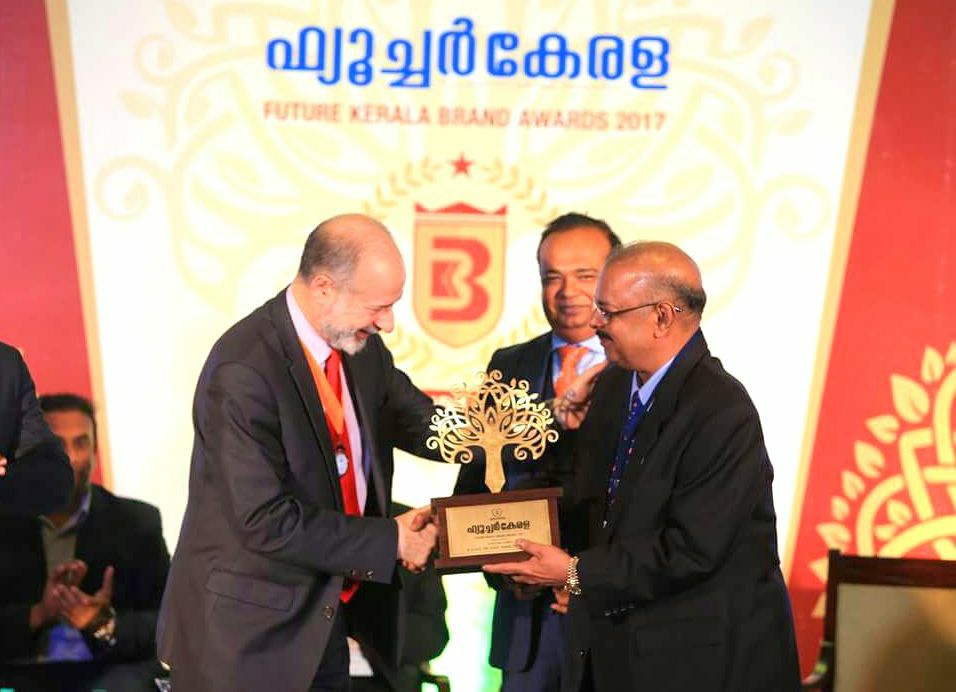 Dr. Muhammed Majeed, Founder & Managing Director, Sami Labs Limited was honoured with the prestigious IP and R & D Award by Future Kerala Financial Daily at glamorous Brand Award Function at the Taj Gateway Hotel, Kochi