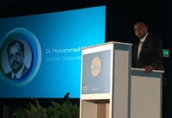 Sabinsa founder Muhammed Majeed Ph.D. was honored for his pioneering role in building the nutraceuticals industry as he was inducted into the Hall Of Legends at Natural Products Expo